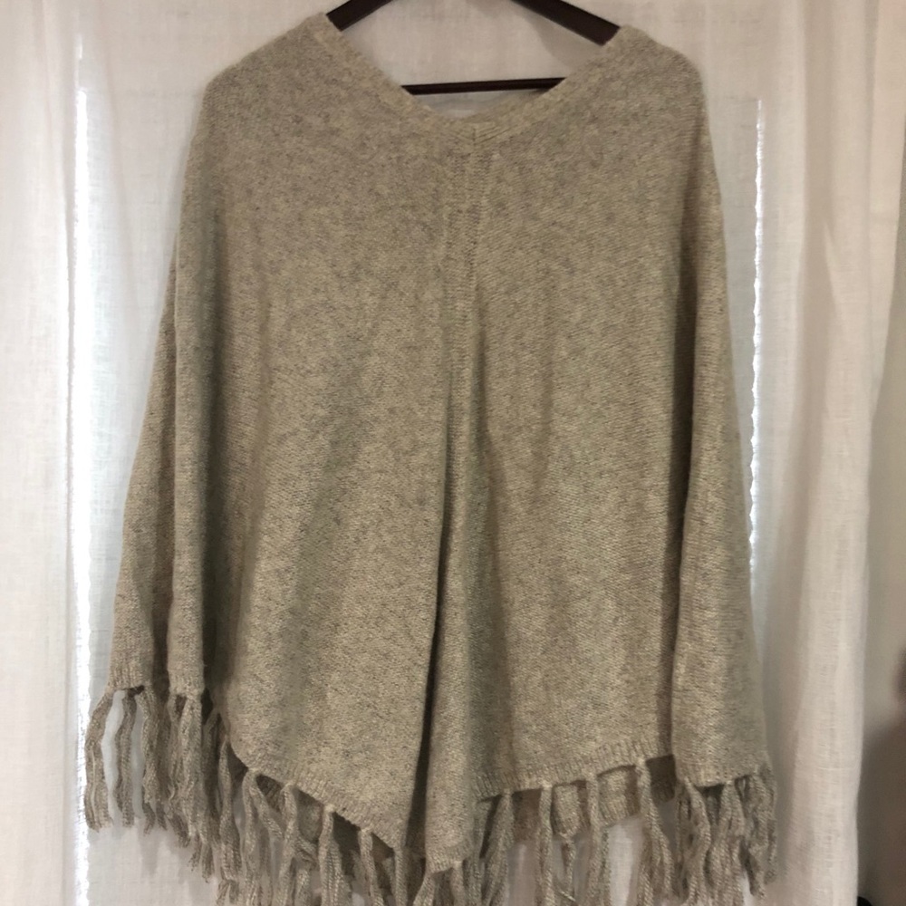 Banana Republic shawl